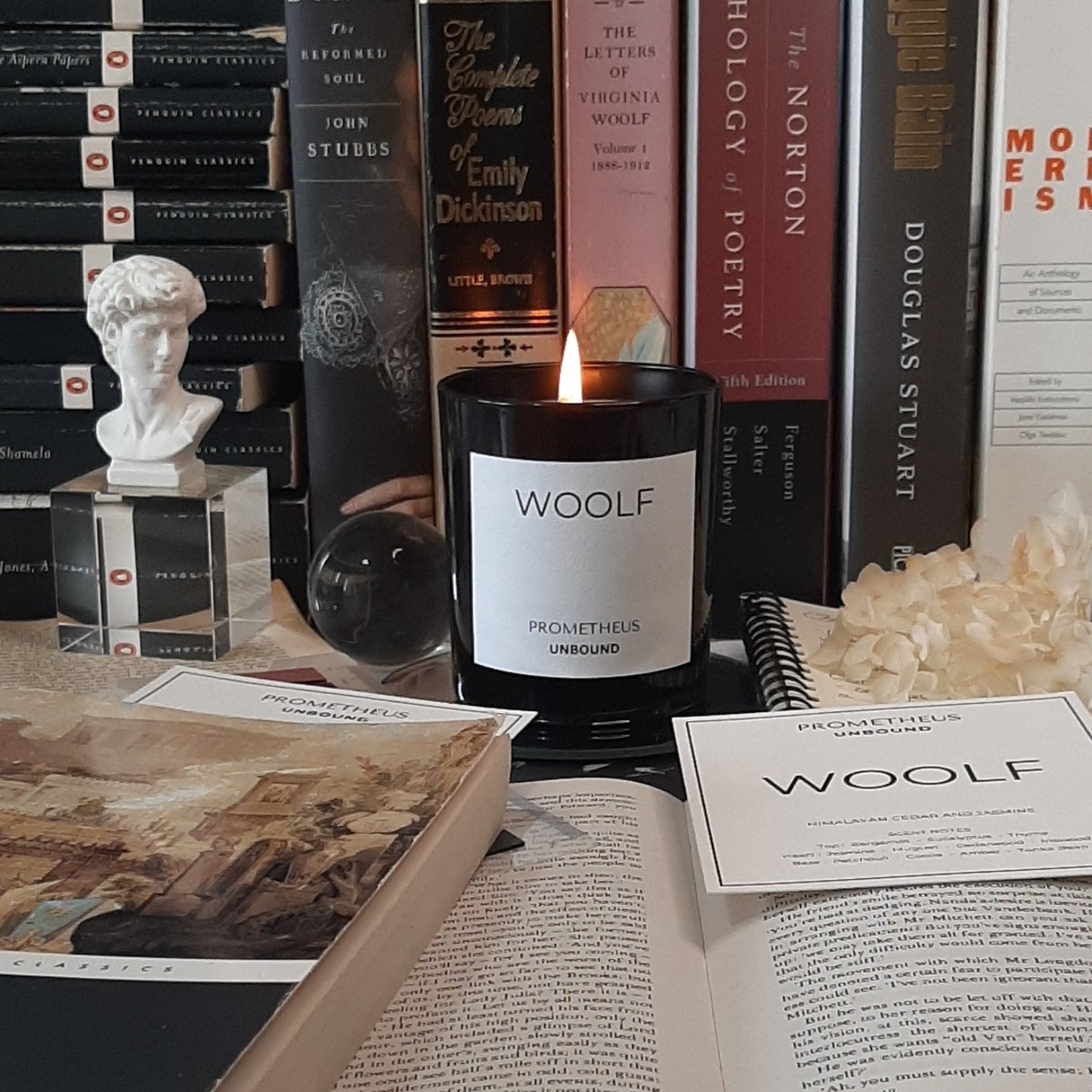 The Virginia Woolf Candle